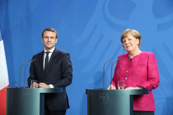 法新总统首访德国 商议重振欧盟