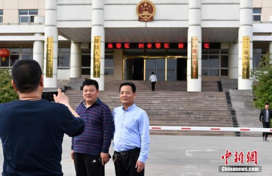 �ӱ��������������ſڣ������������ <a target='_blank' href='http://www.chinanews.com/'></table>������</a>���� ����� ��