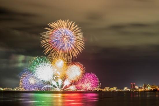 2017年夏天 日本这些花火大会一定不可错过 中国青年网