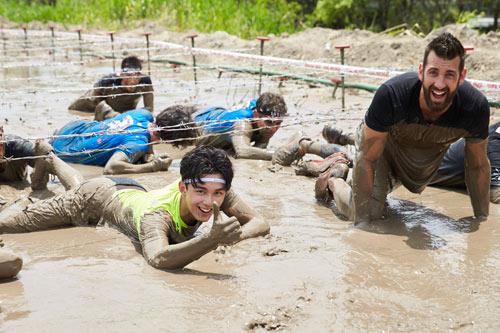 吴磊斯巴达挑战赛拼成泥人 偶像包袱又忘带出门