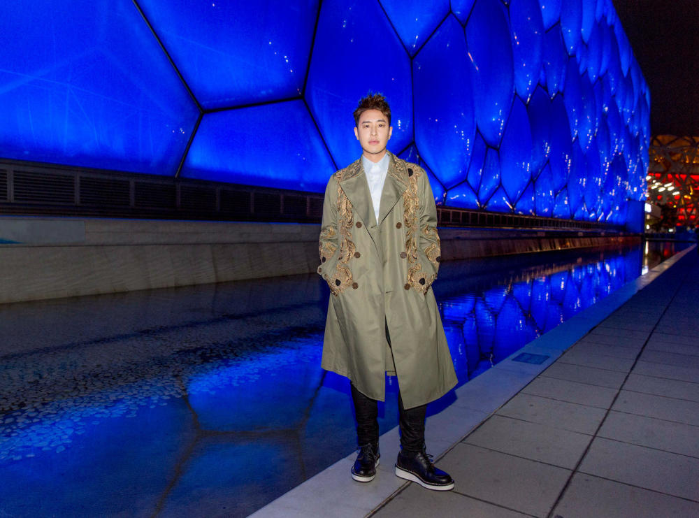 潘玮柏回归潘帅水立方签约华纳!