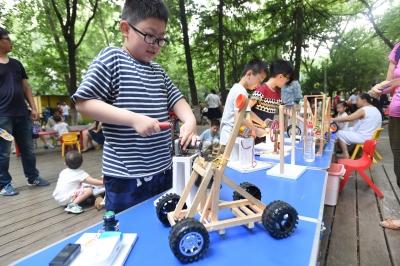 武汉市青少年宫 举行庆祝 六一 国际儿童节系列