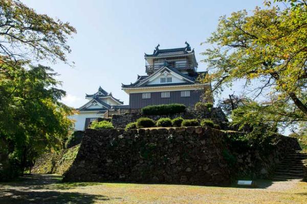 日本旅游北陆自由行景点:福井县的越前大野城 天空之城的所在