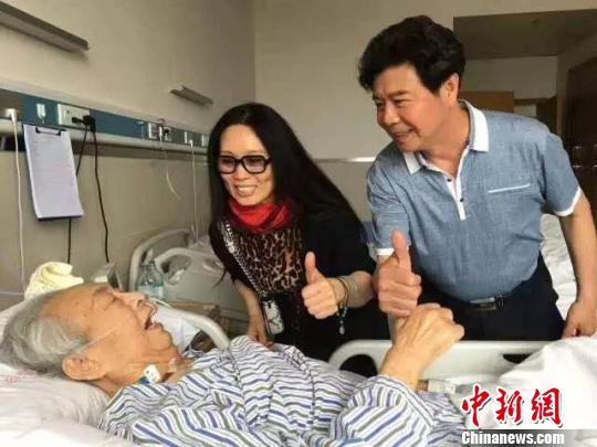 黄梅戏名家吴琼忆徒弟唐杰忠:相声界黄梅戏唱得最好