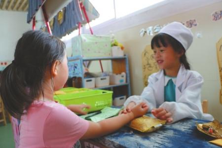 幼儿园开 中医门诊 让小朋友从小接触传统瑰宝
