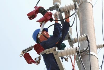 一个电网薄弱村的涅盘之变