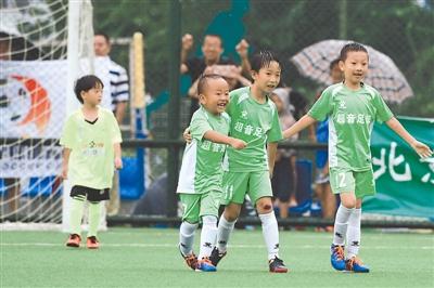 百队杯助力北京青少年足球普及