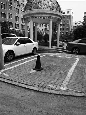 武侠小说里飞花摘叶皆可伤人 现实生活中路锥