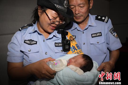 郑州铁警破获一起跨省贩婴案 被贩婴儿出生不足十天