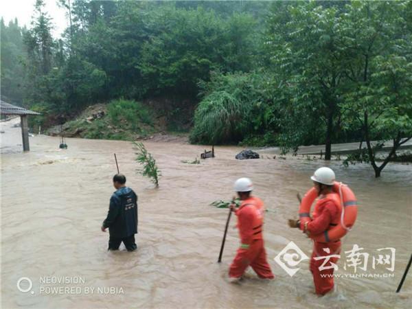 云南彝良凌晨发生暴雨洪涝灾害 致1人遇难(图)