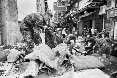 最可爱的人来了 解放军澳门救灾