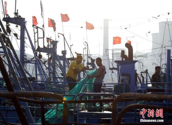 开海在即黄渤海渔船整装待发