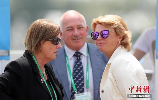 天津全运会马术盛装舞步 香港女骑手与男骑手同场竞技