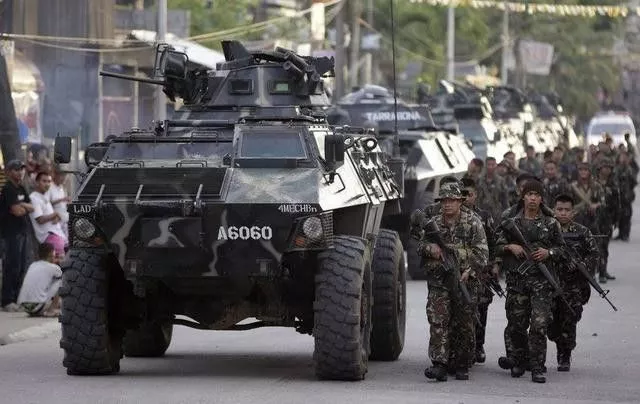 侠客岛:中国连续向菲律宾援助先进武器 为了什