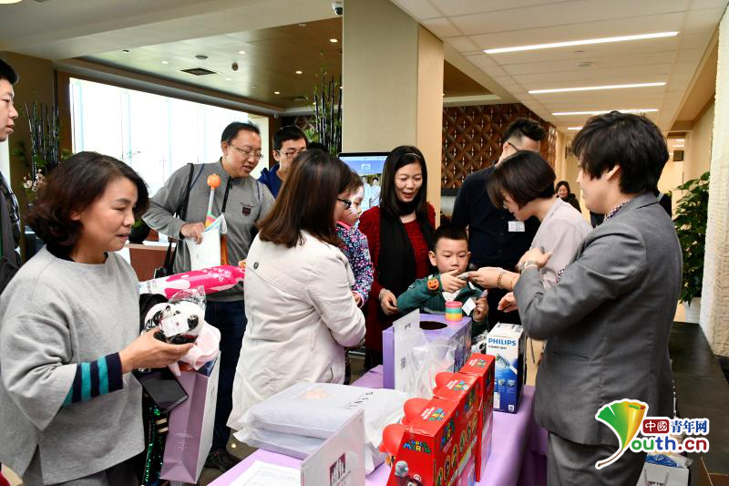 与熊猫家庭医生面对面 儿童医院特级专家在怡