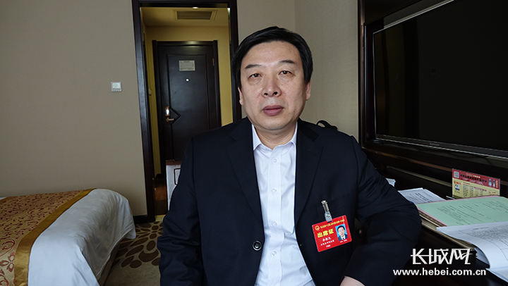 【两会解码】高质量发展引领经济转型升级