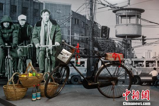 我们的春节民俗民间藏品展还原40年来上海人