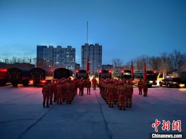 新疆温宿县发生5.1级地震多部门赶赴震中探查