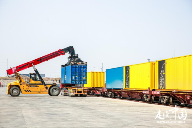 “走读中国” 内蒙古行：触摸高质量发展的强劲脉搏(图7)