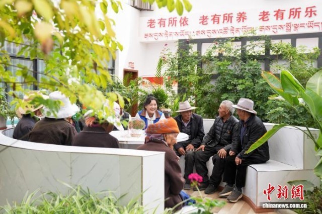 耀彩网首页西藏乡下的养老托小之道