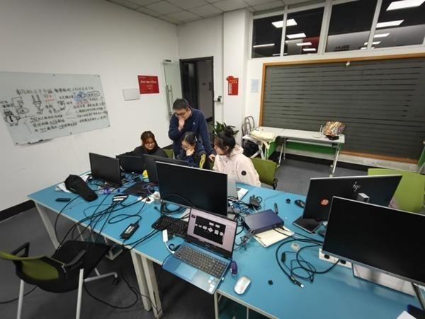 人工智能训练师：在数据海洋中练就“掘金术”(图2)