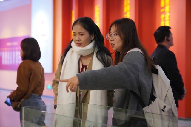 PA视讯理想之光照山河青春同心向未来(图3)