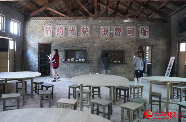 ���Ӿ硶���ǡ��е���������ǻ����ʳ�á����������� �ֿ����