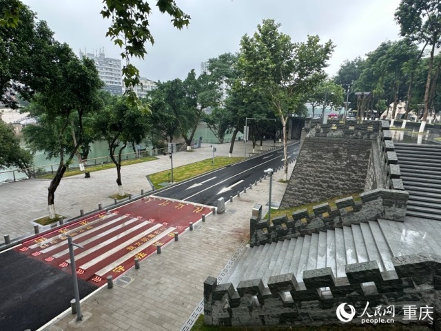 �ոո�����ɵ��뽭����·������������ ��������