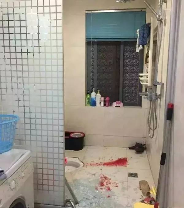 男孩洗澡时突遇爆炸，血流一地 凶手居然是它