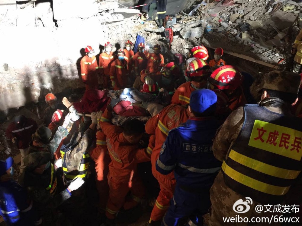 温州民房倒塌 第7名被困人员找到已送医