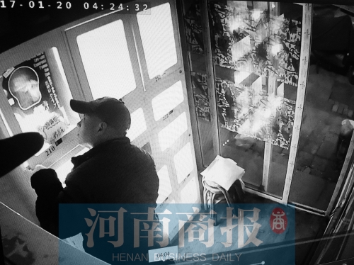郑州一家商店开业半年屡屡被盗 丢的东西令人脸红