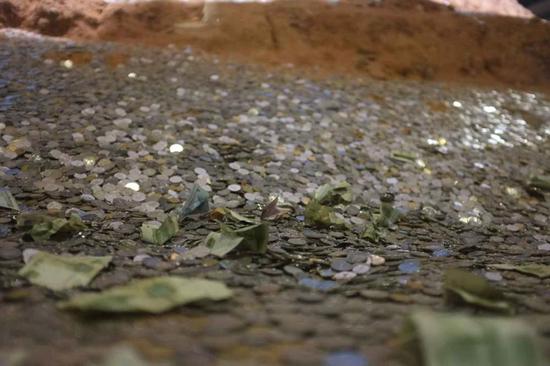 �׷����������