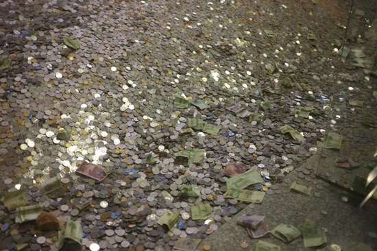 �׷����������