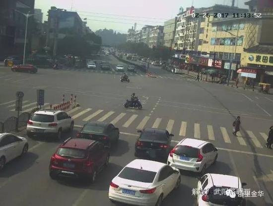 ���գ���11��19��ʱ�������˰�æ���ߣ��ڼ��������³����ʻԱ��ӳ����ʻԱ���޷�����������