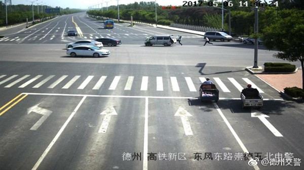 山东一司机冲卡撞击拖行辅警千余米 已排除酒驾