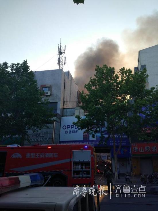 ͻ����Ϋ������·�ƾ߳Ǹ���������ܵ�·�ѱ����