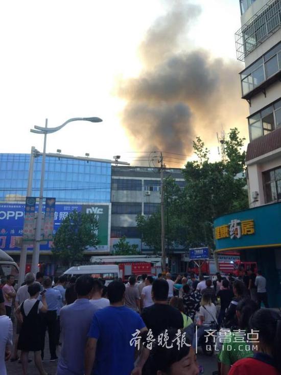 ͻ����Ϋ������·�ƾ߳Ǹ���������ܵ�·�ѱ����