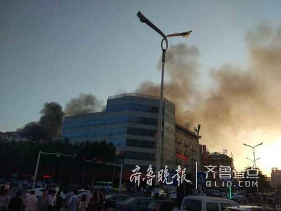 ͻ����Ϋ������·�ƾ߳Ǹ���������ܵ�·�ѱ����