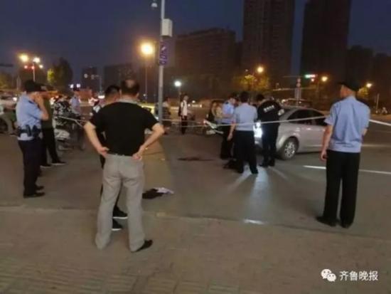 ����Ů�ӽ�ͷ�Ⱥ�� ��İ���г���ͱʮ����