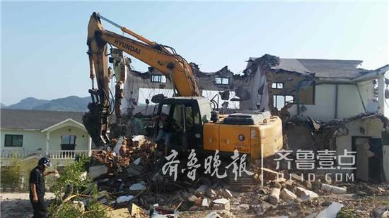 济南南山别墅群剩余11栋开拆 46栋已全拆除