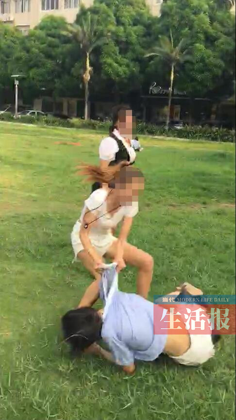 女子纠集闺蜜殴打弟弟前女友 三名“女汉子”被拘