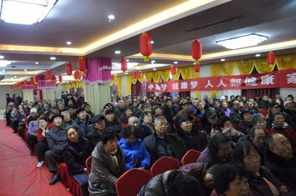 工商局长一年卧底10次保健品骗局:有危险性 事