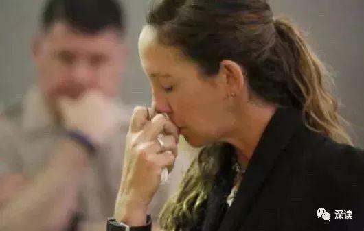 ����˾���ڷ�ͥ�ϵ�Ǹ