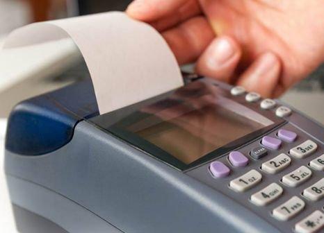 女子丢失银行卡5年后卡里多出66万巨款 惊动警察