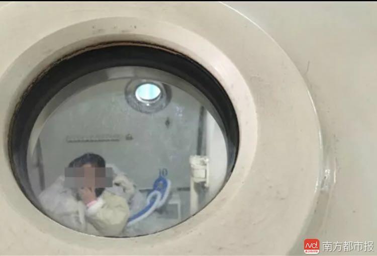 东莞11岁女孩冲凉煤气中毒晕倒,两姐姐搭救也