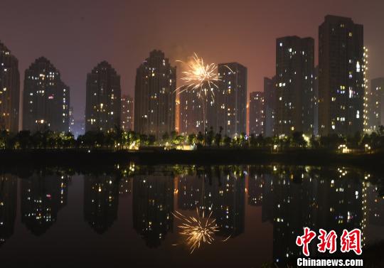 资料图:烟花爆竹燃放