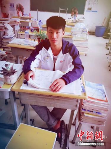 ��߷ɡ����� ��ͼ