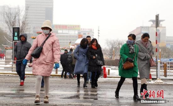 冷字当头你穿秋裤了吗 未来10天冷空气明显增强 新闻频道 中国青年网