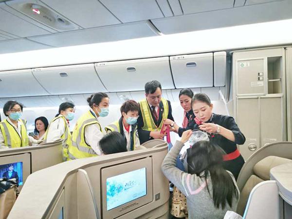 �����Ϻ����׶غ��౸��������ϵ���ÿ�ͻ������