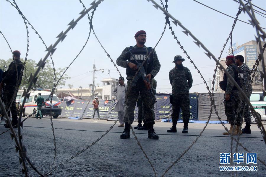 巴基斯坦拉合尔发生自杀式爆炸袭击致8死25伤